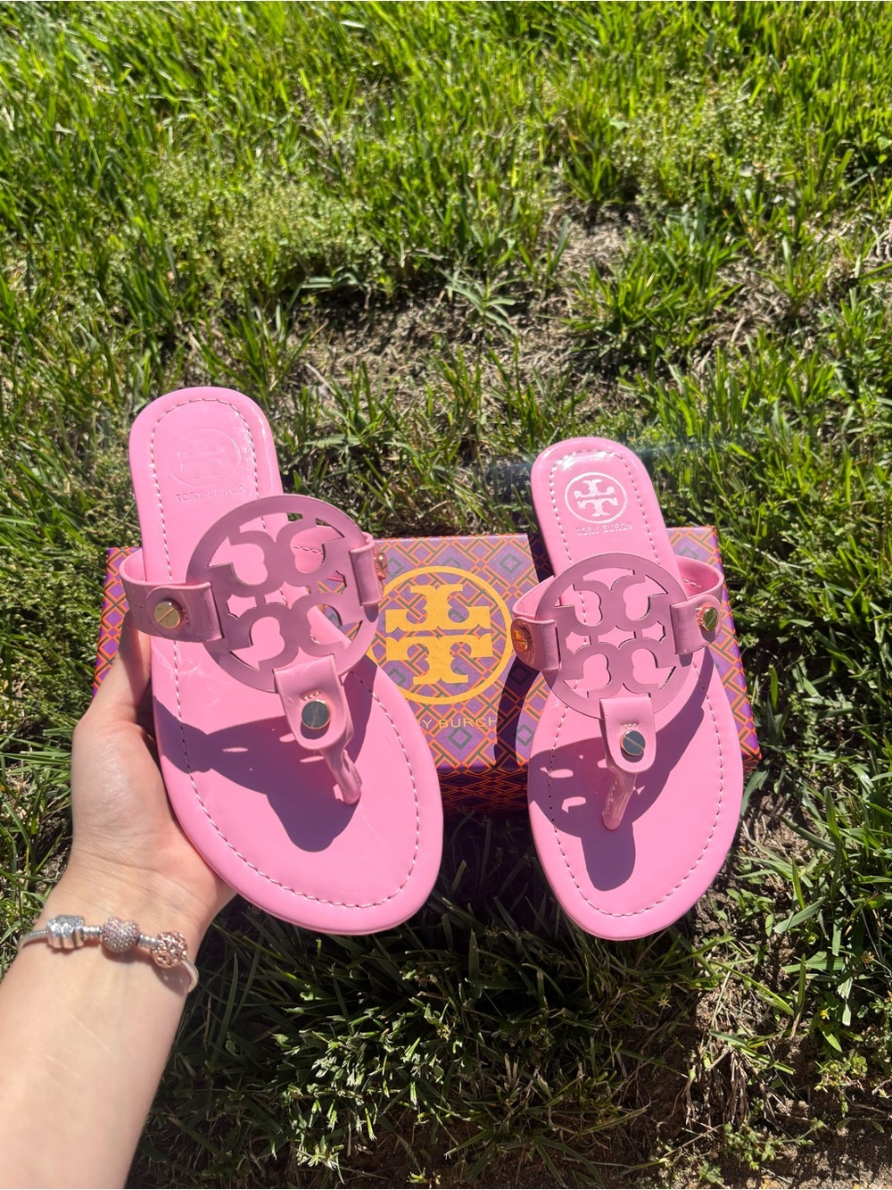 Tory Burch Pink Logo Cutout Thong Sandals - Picture 3 of 3